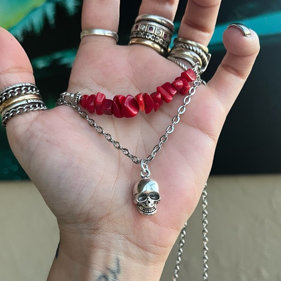 Set ! Red coral skull double layer necklace + matching skull earrings goth boho - Picture 12 of 16